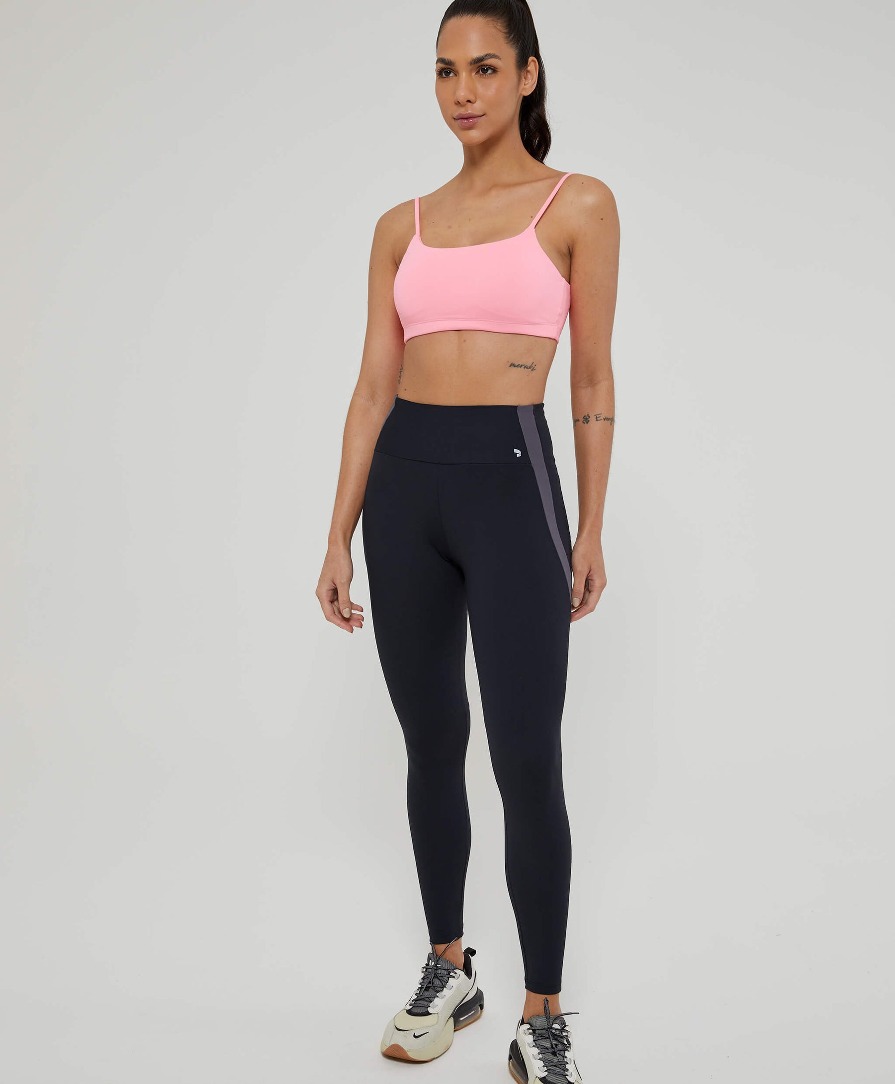 Conjunto Feminino Fitness Básico Calça e Top - Alto Giro