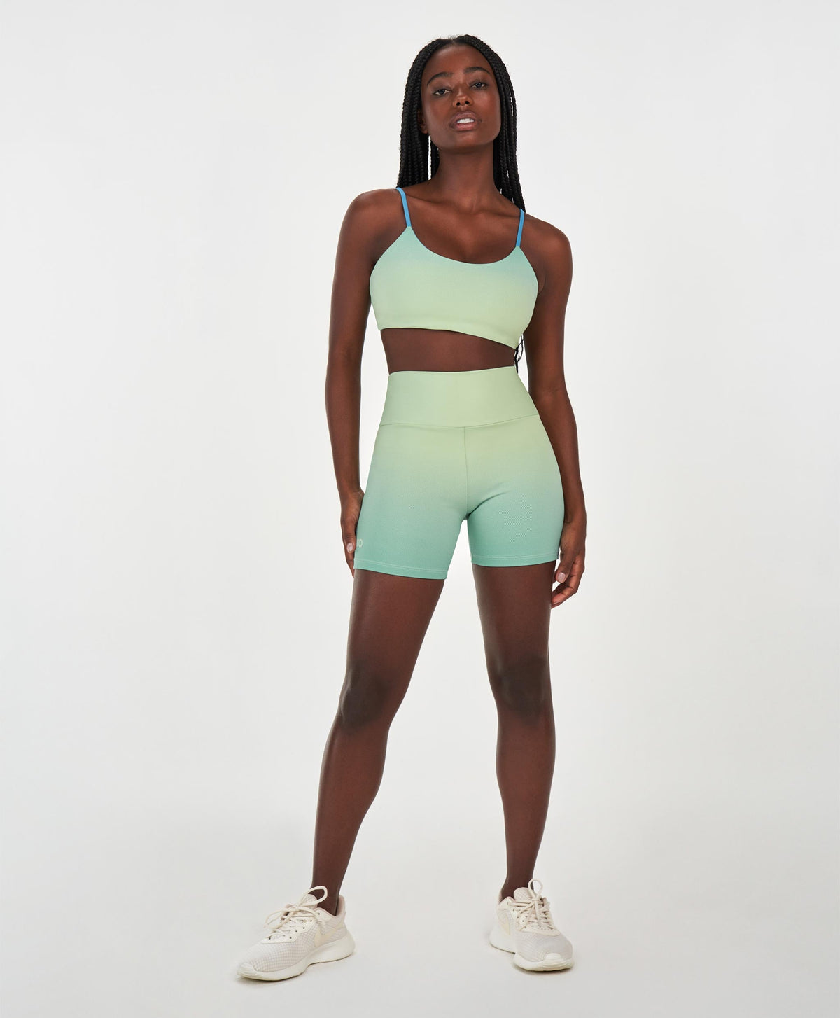 Conjunto Feminino Fitness Básico Shorts e Top - Alto Giro