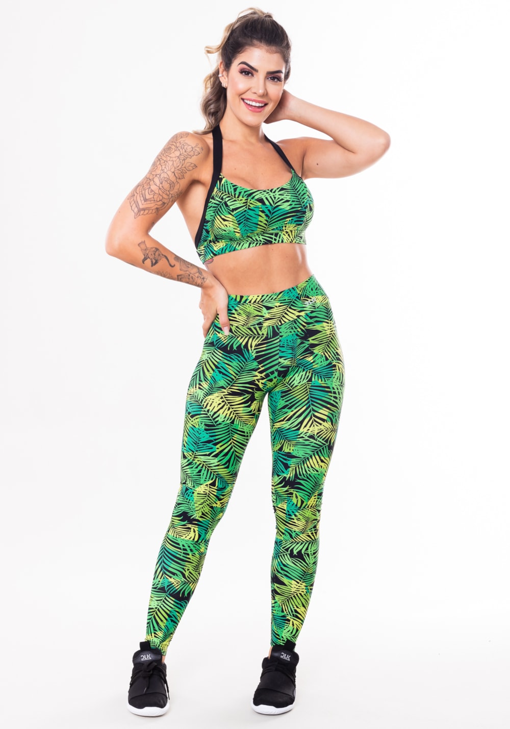 Conjunto Feminino Fitness Básico Calça e Top - DLK