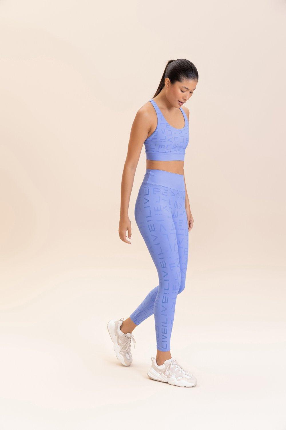 Conjunto Feminino Fitness Básico Calça e Top - Live