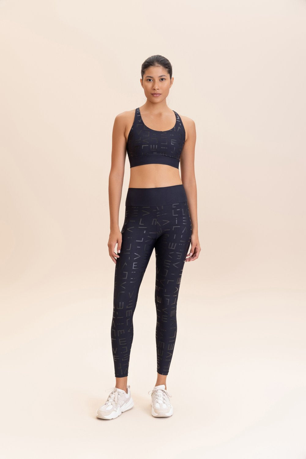 Conjunto Feminino Fitness Básico Calça e Top - Live